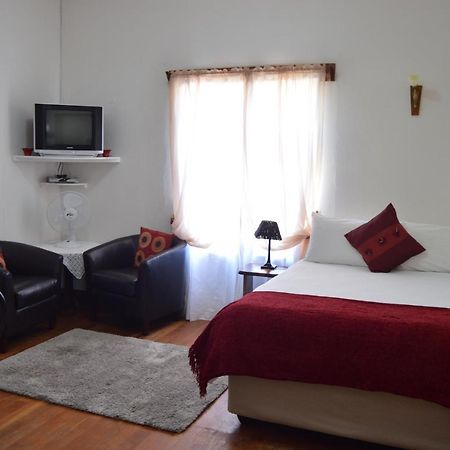 Villelodge Accommodation Lüderitz Zewnętrze zdjęcie