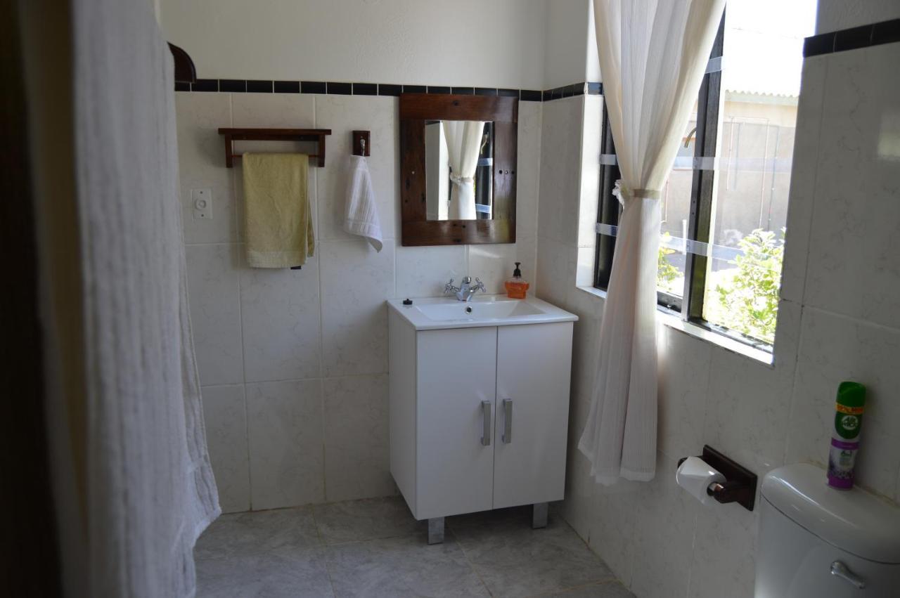 Villelodge Accommodation Lüderitz Zewnętrze zdjęcie