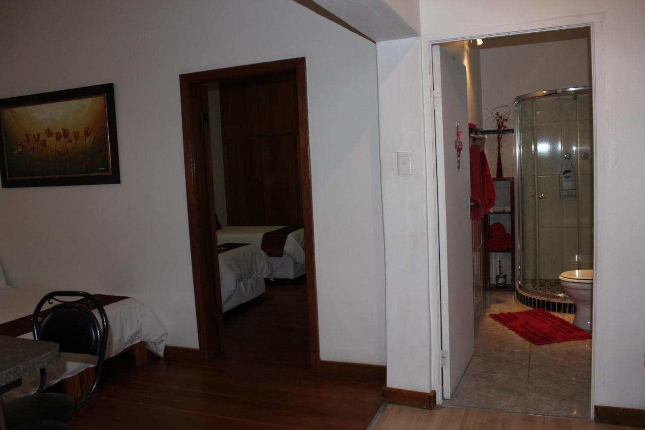 Villelodge Accommodation Lüderitz Zewnętrze zdjęcie