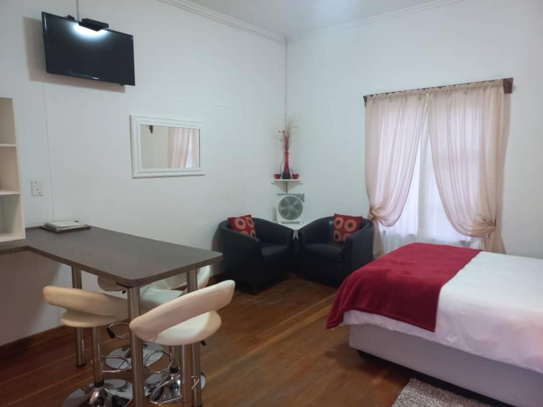 Villelodge Accommodation Lüderitz Zewnętrze zdjęcie