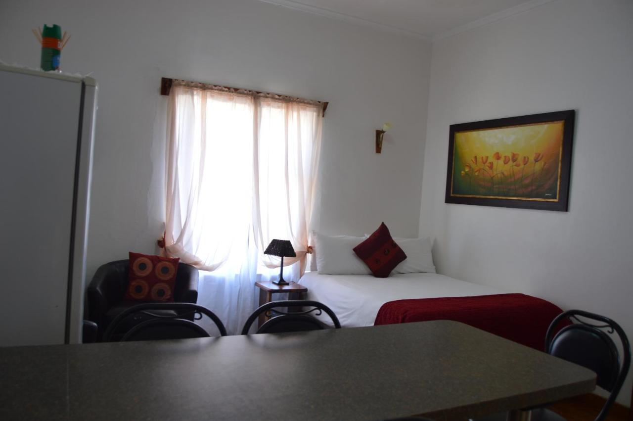 Villelodge Accommodation Lüderitz Zewnętrze zdjęcie